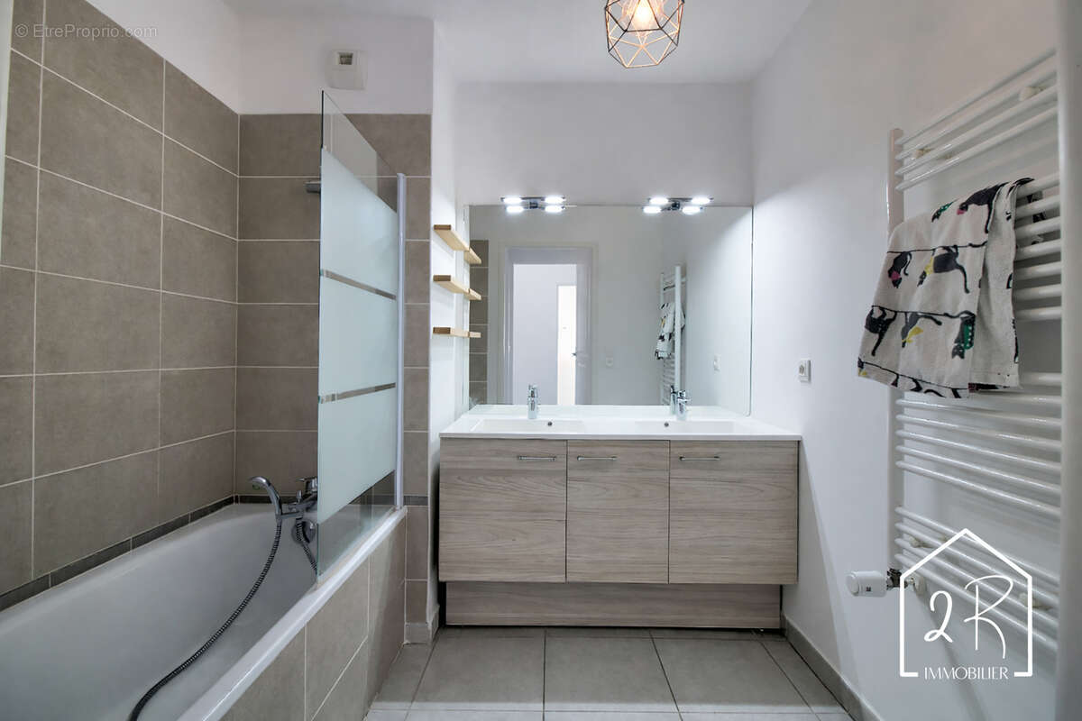 Appartement à FEYZIN