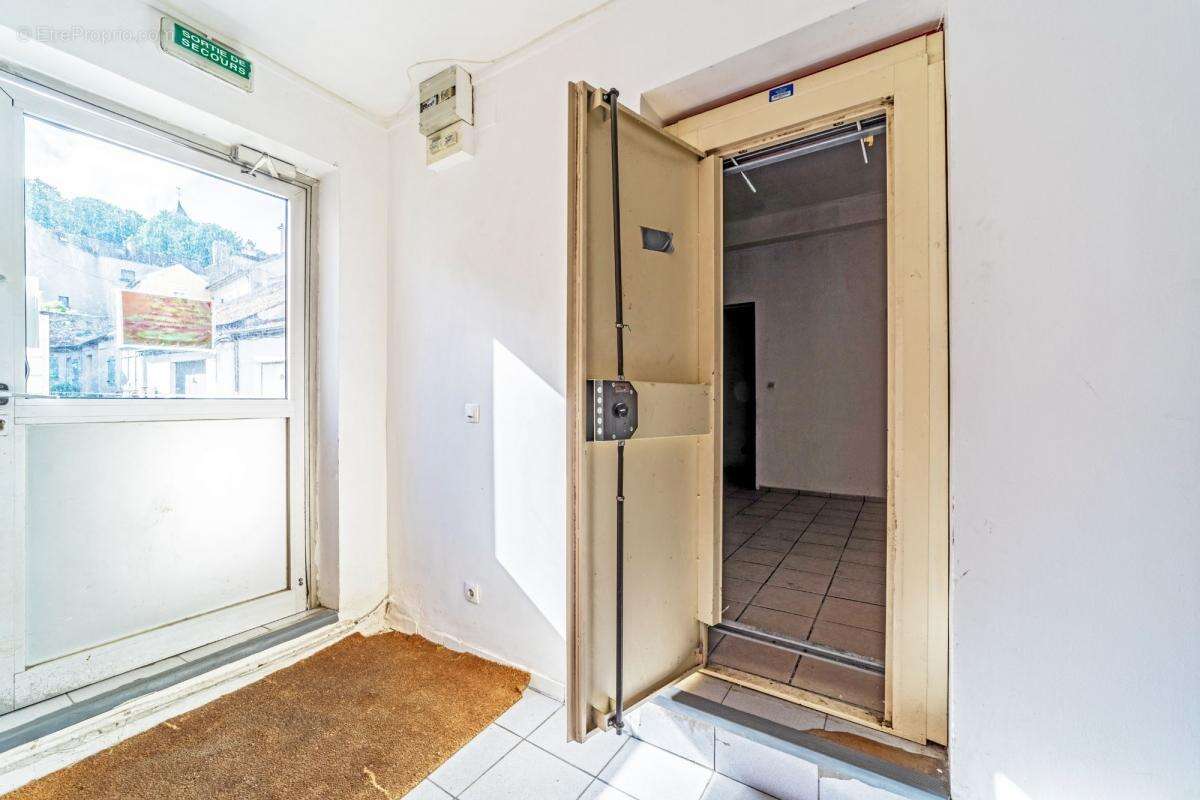 Appartement à VILLENEUVE-SAINT-GEORGES