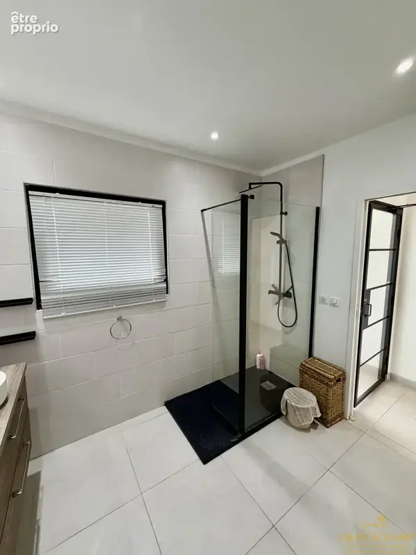 T2 entièrement rénové & meublé  baie nettlé - photo 7