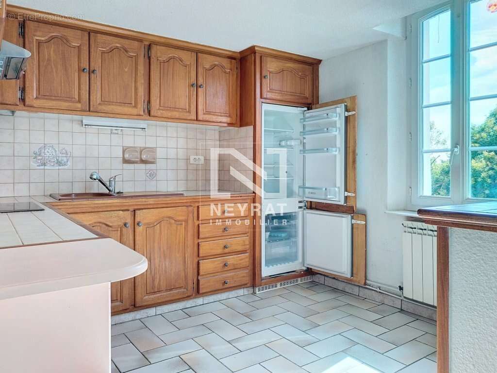 Appartement à FAYENCE