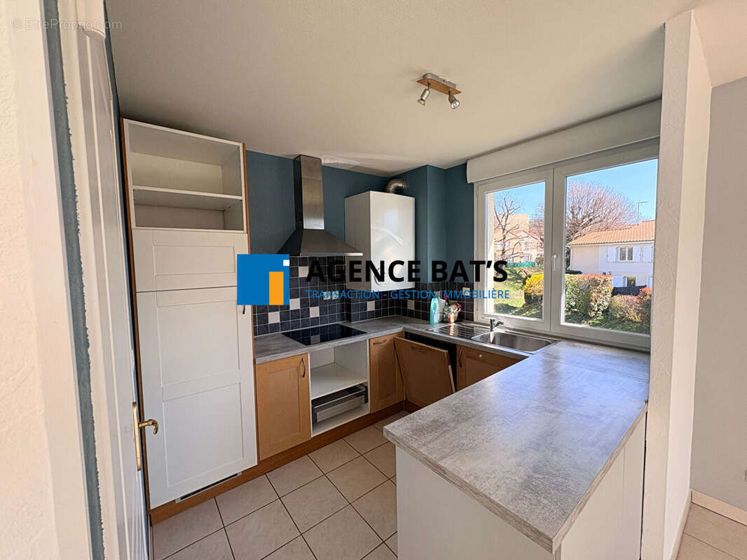 Photo 5 - Appartement à ROCHE-LA-MOLIERE