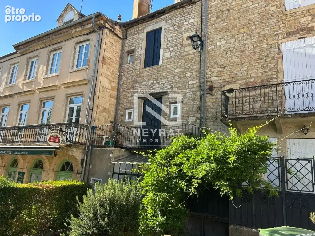 Appartement à SAINT-GENGOUX-LE-NATIONAL