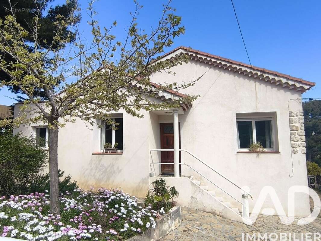 Photo 2 - Maison à LA SEYNE-SUR-MER