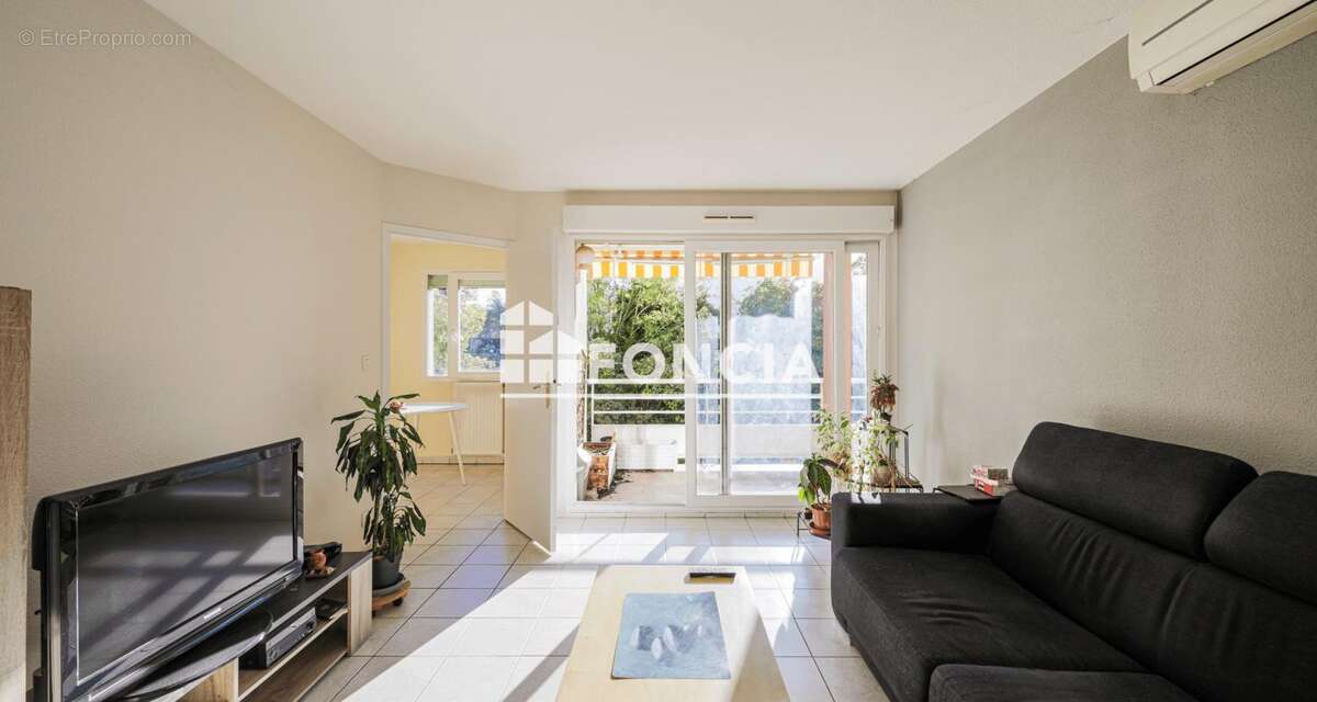 Appartement à LE PONT-DE-CLAIX