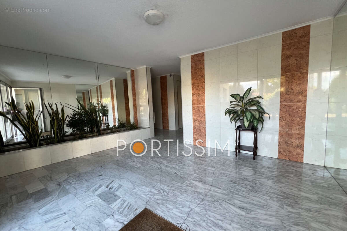 Appartement à CAGNES-SUR-MER