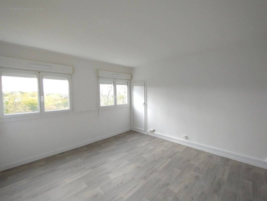 Appartement à AUBERGENVILLE