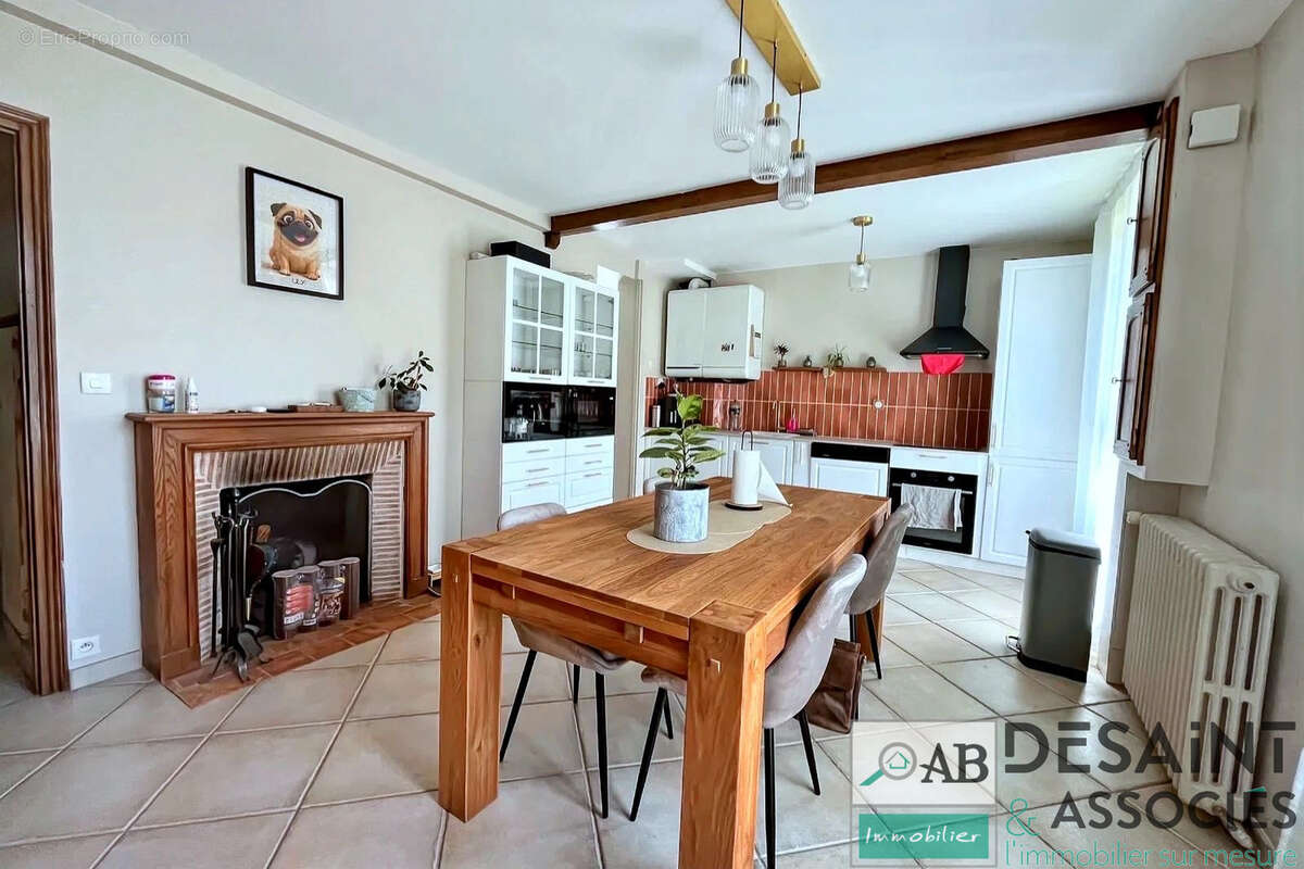 Maison à vendre sur Condé Sainte Libiaire, hors zone inondable, avec terrain de 1585 m2 - photo 3