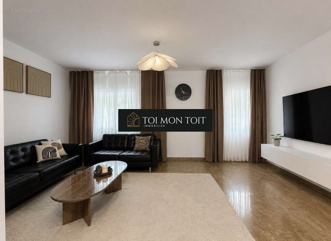 Maison 140 m² à Fosses  - photo 8