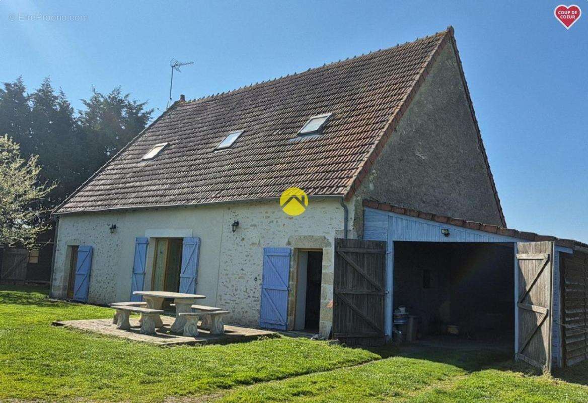Maison à MORLAC