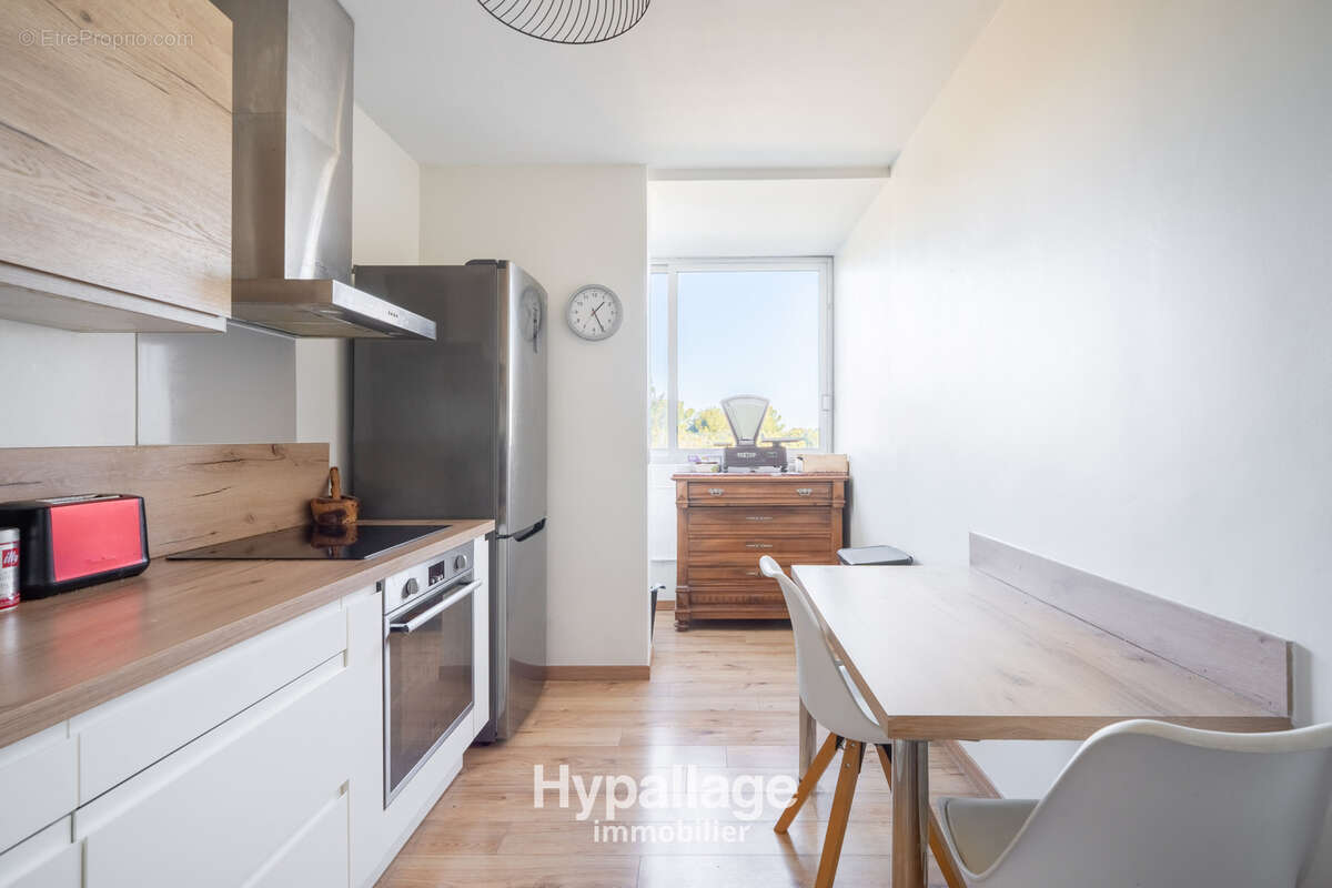 Appartement à MARSEILLE-8E