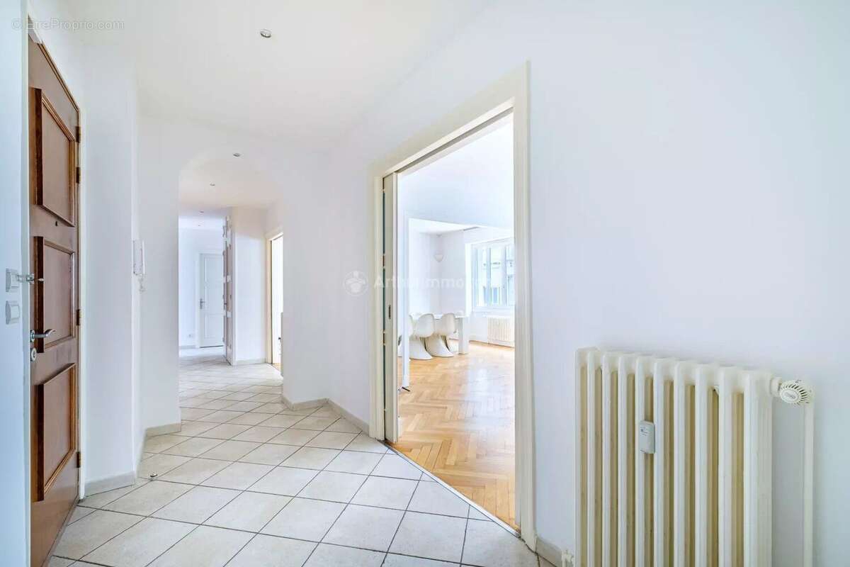 Appartement à LYON-6E