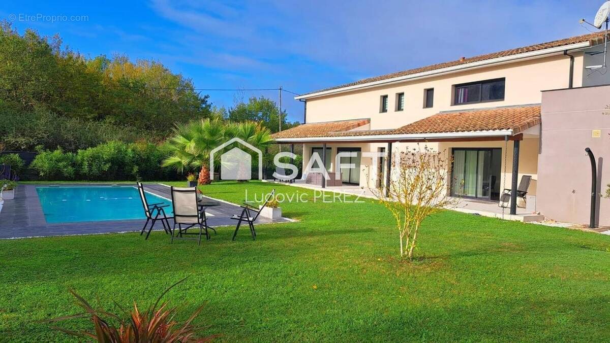 Photo 1 - Maison à MONTBERON