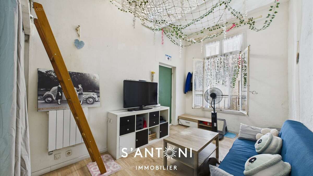 PEZENAS- Immeuble de rapport centre-ville - photo 4