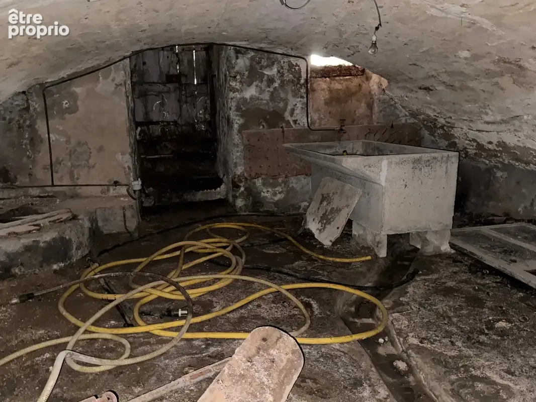 Auv 1234 : Maison rénovée avec jardin et garage à Marcillat, 641m2 - photo 35