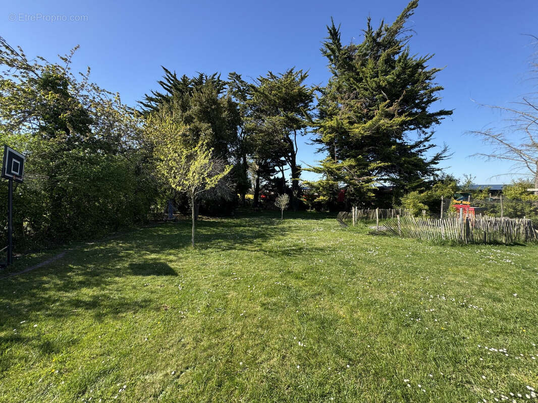 Maison 139 m² à Chaillevette  - photo 5