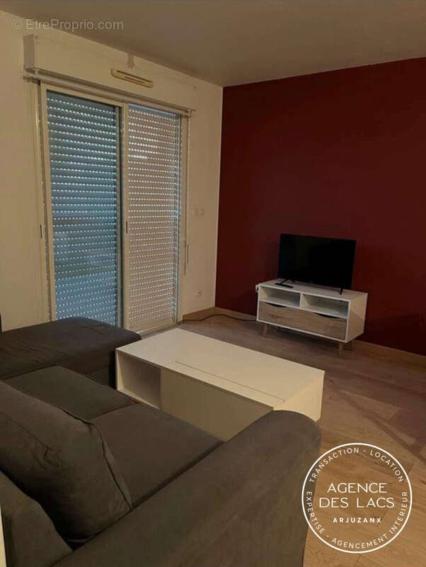 Appartement à RION-DES-LANDES