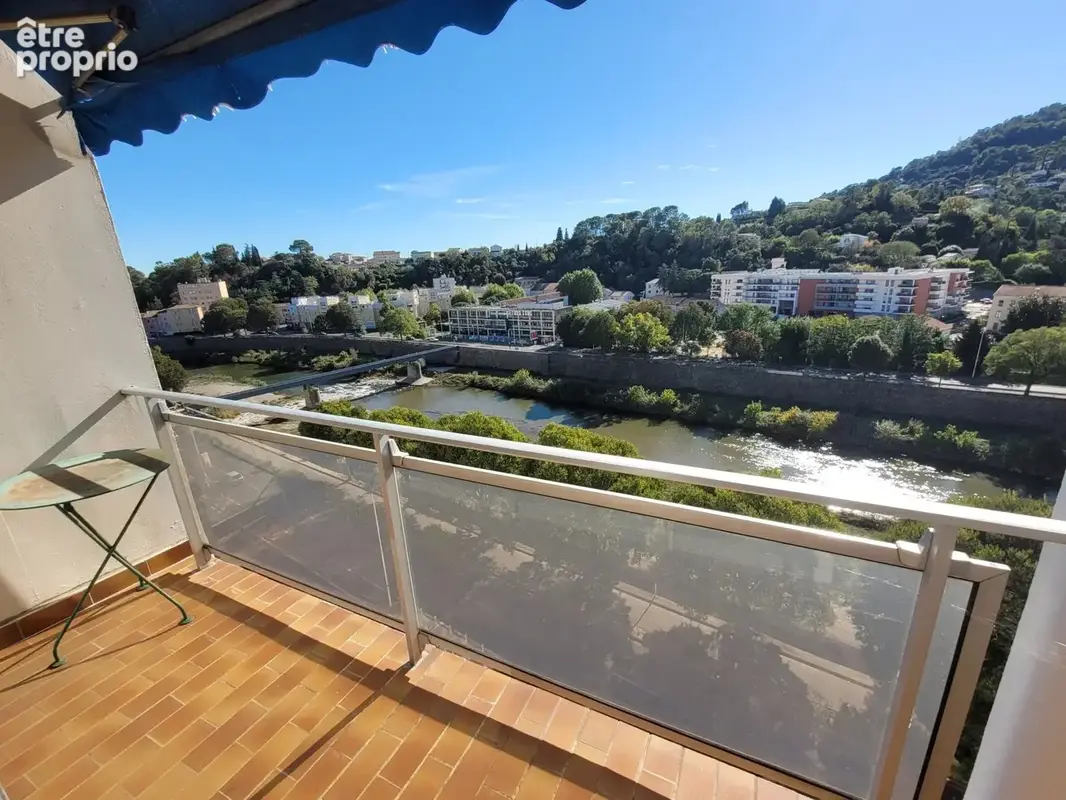Appartement centre-ville - 4 pièces - 81.24 m² - photo 9