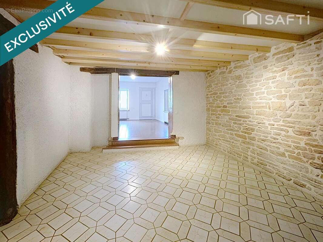 Maison 190 m² à Mesnay  - photo 9