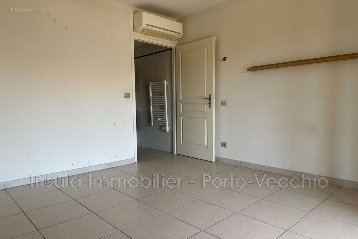 Appartement 74 m² à Porto-Vecchio  - photo 8
