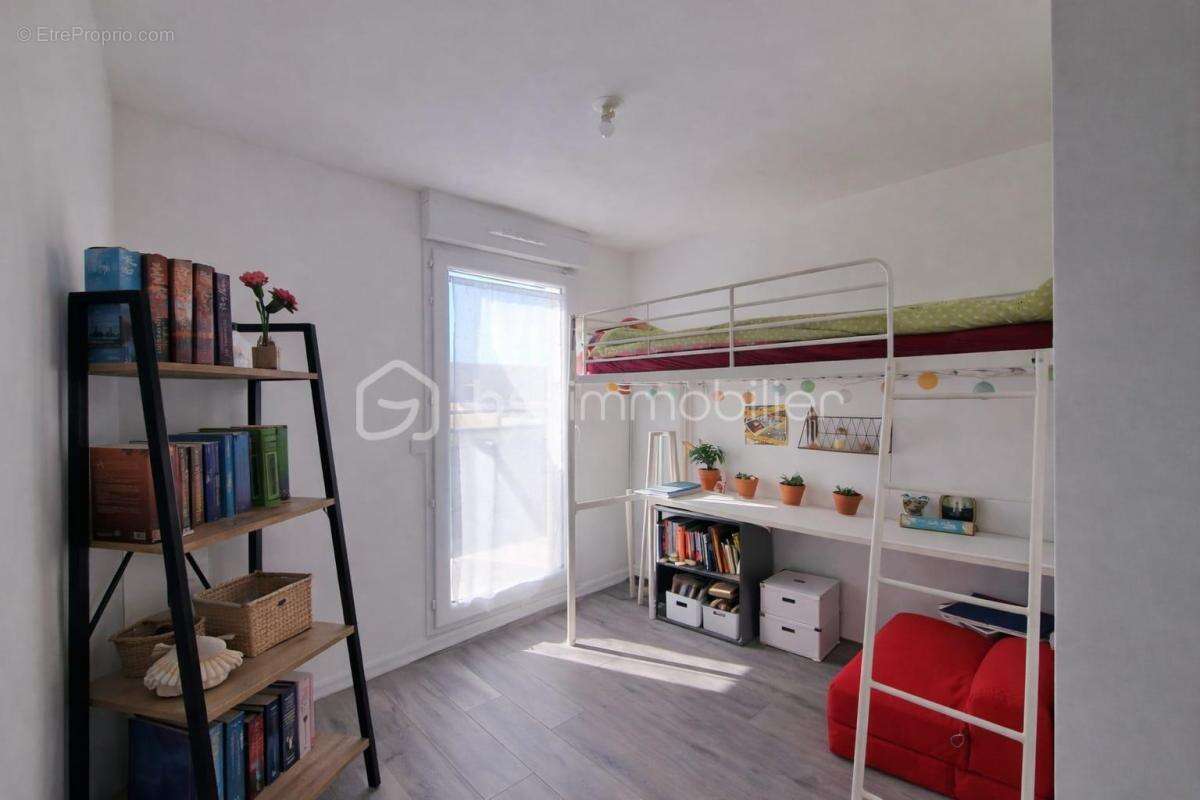 Appartement à PONTAULT-COMBAULT