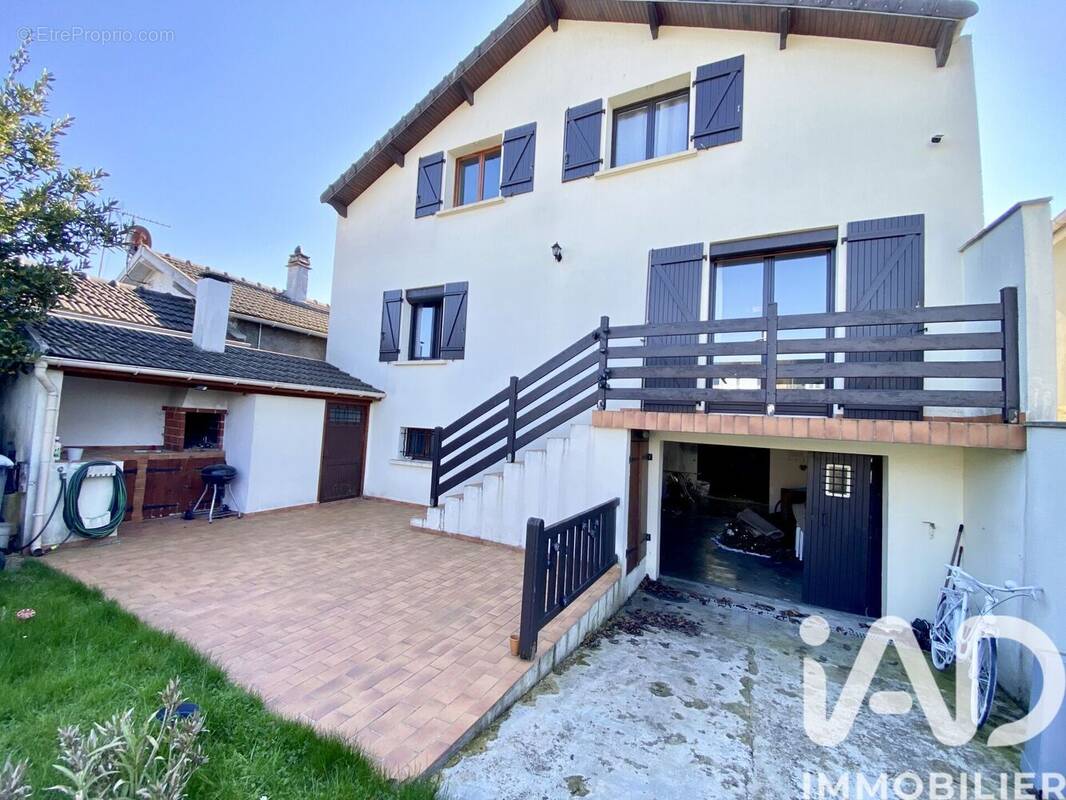 Photo 1 - Maison à MITRY-MORY