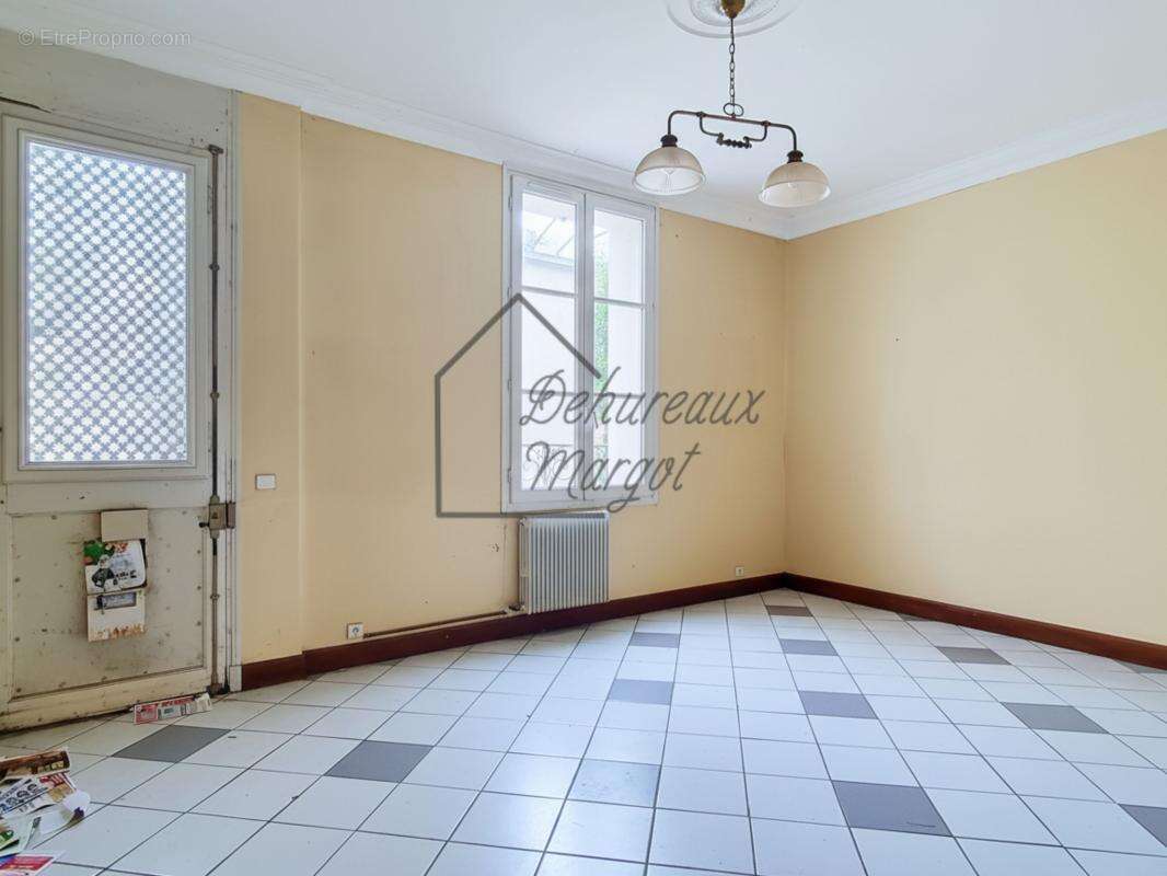 Appartement à CHATEAU-RENAULT