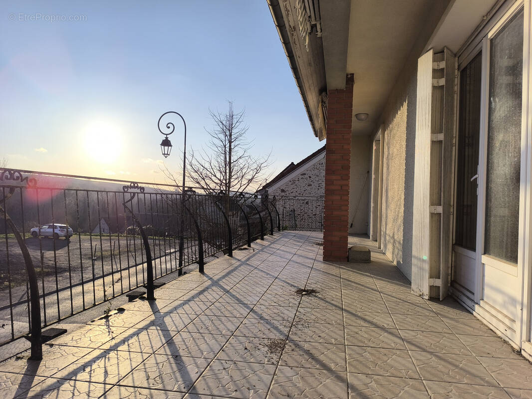 Maison à CHEZY-SUR-MARNE