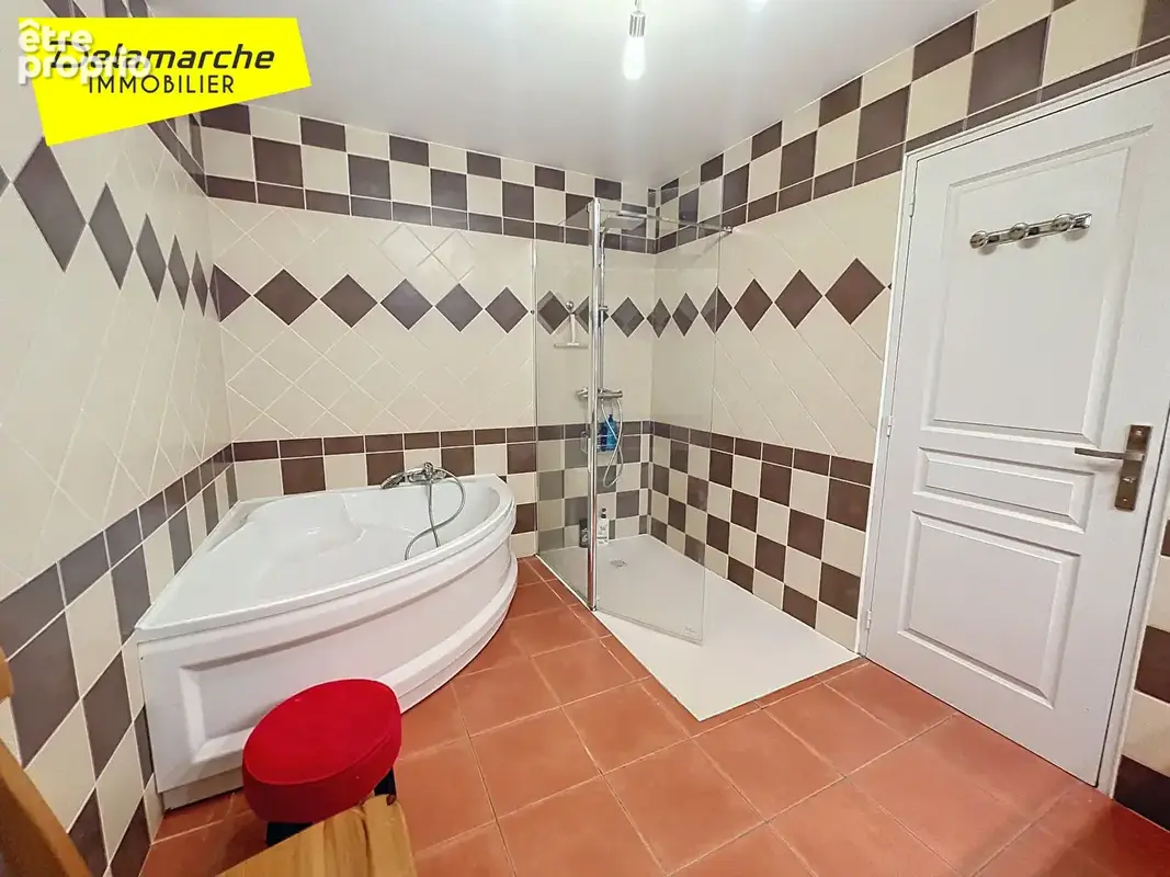 A vendre à HUDIMESNIL, propriété de caractère avec dépendances - photo 7