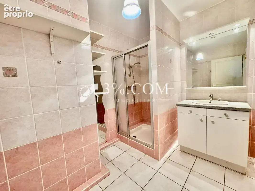 3%COM Bel Appartement F3 avec terrasse et  grand garage - photo 6