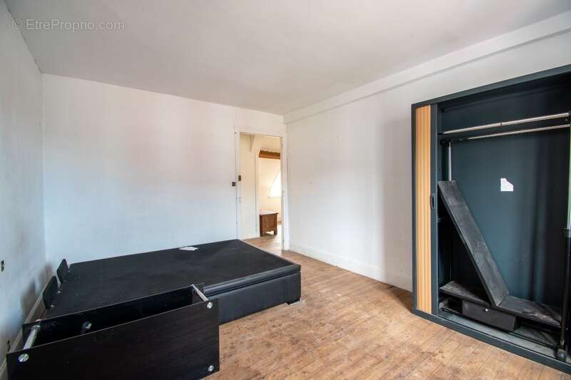 Maison mitoyenne à rénover entièrement - photo 6