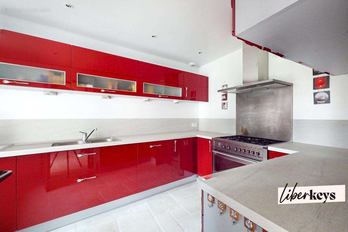 Maison à MARCILLY-LA-CAMPAGNE