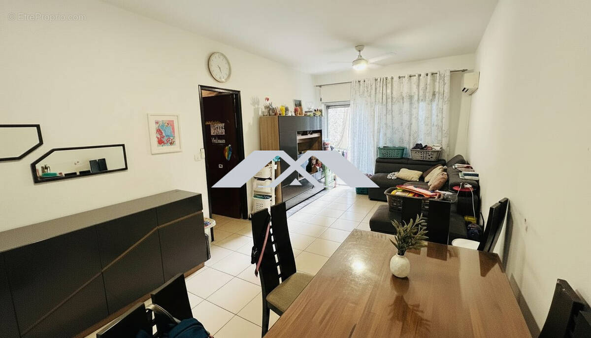 Appartement à SAINT-DENIS