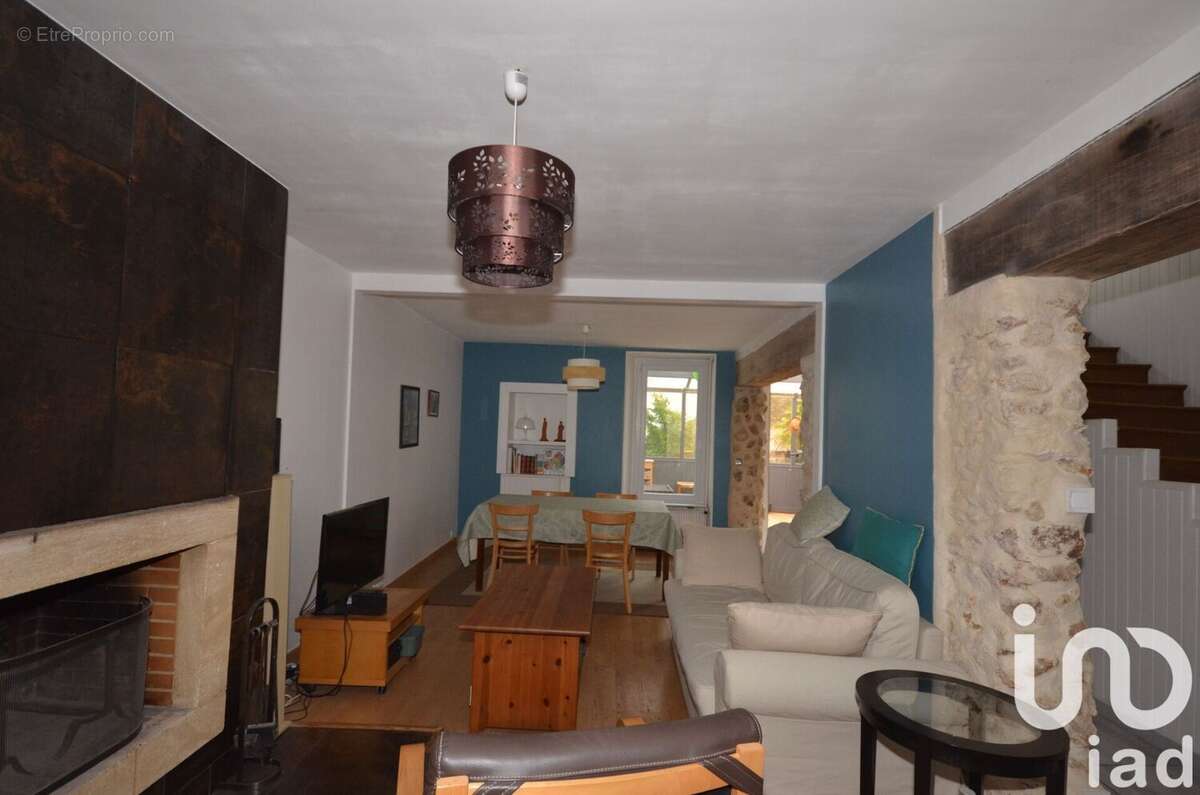 Photo 2 - Maison à SAULX-LES-CHARTREUX