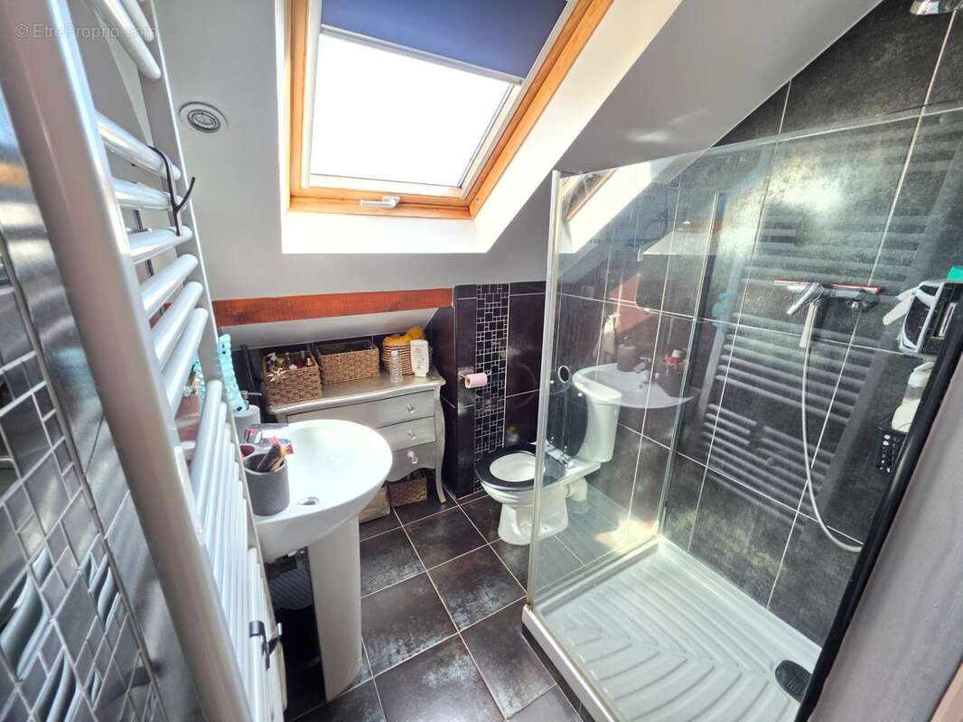 Maison à vendre 0 pièces RIS ORANGIS (91) - photo 16