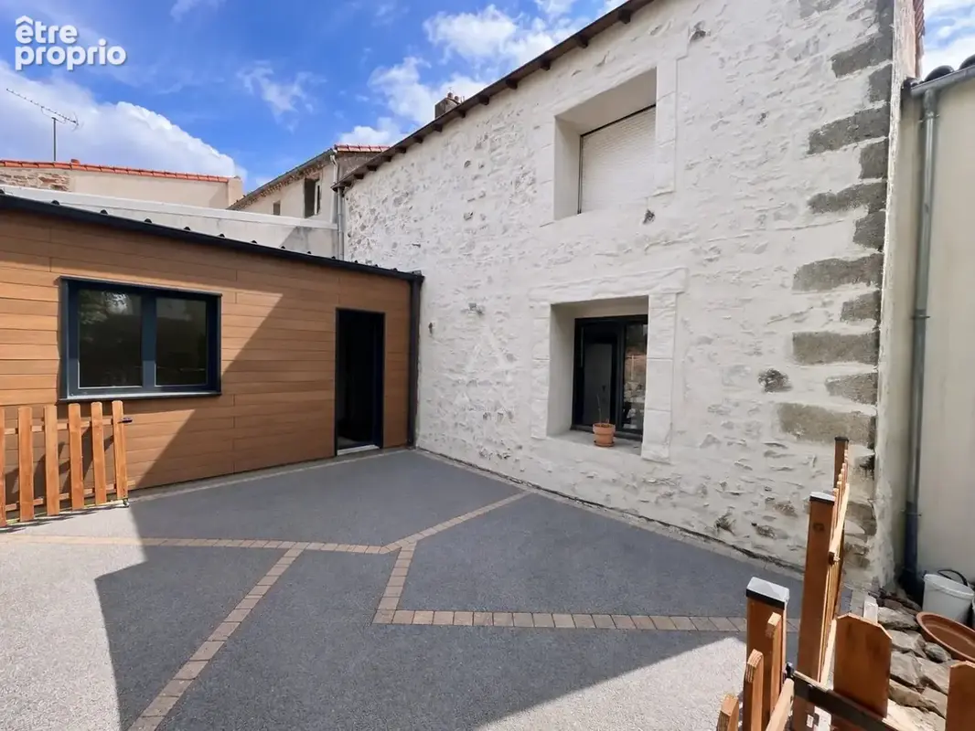 Maison de bourg de 120 m²-3 chambres-537 m² de Jardin - photo 4