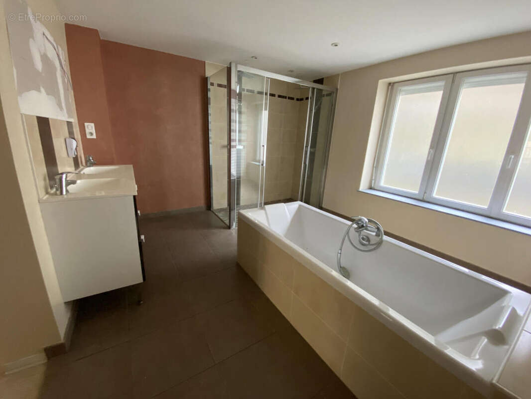 image00007 - Maison à PLOMBIERES-LES-BAINS