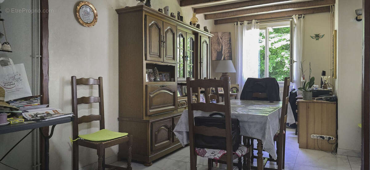 Maison 117 m² à Chaniers  - photo 7