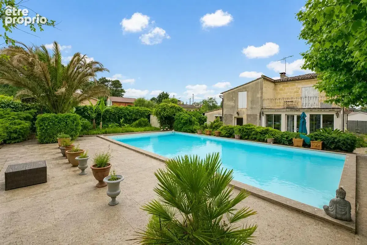 Maison à SAINT-CAPRAIS-DE-BORDEAUX