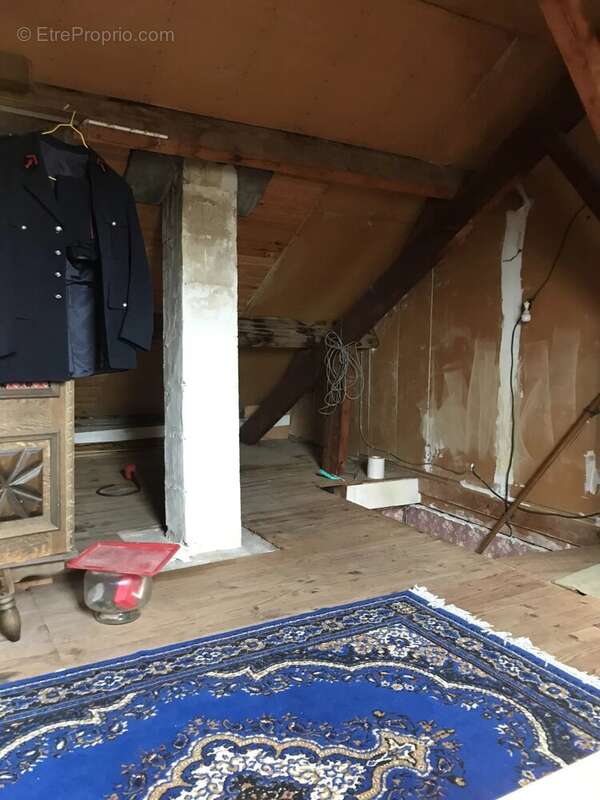 Maison à SAINT-CHERON