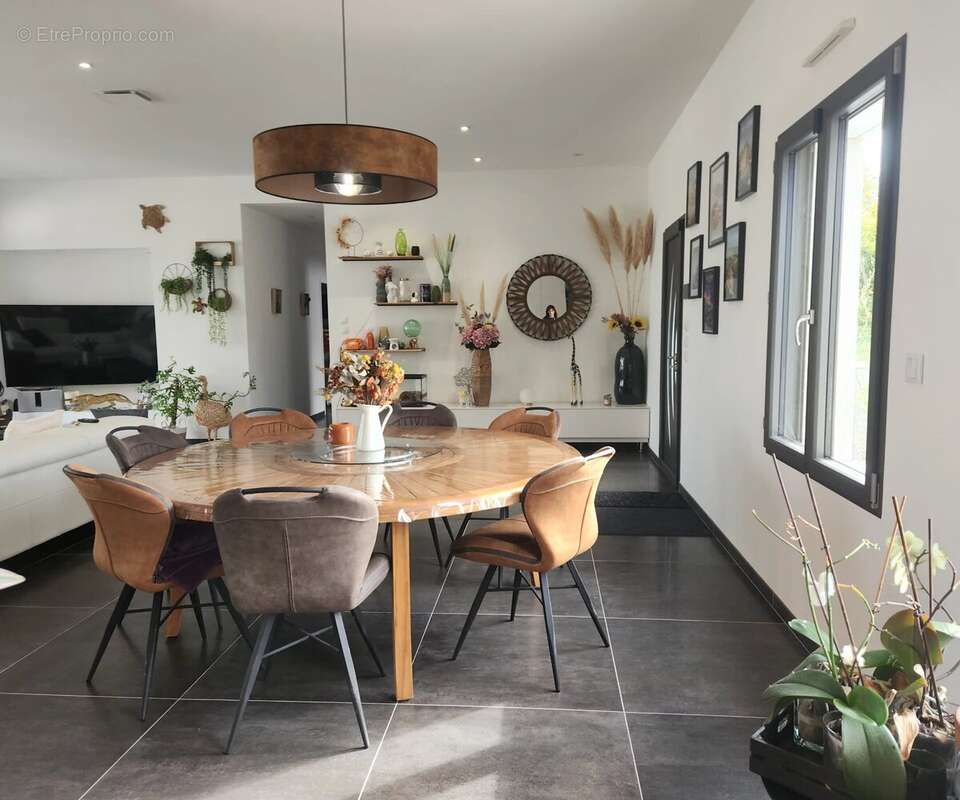 Maison à LIGNIERES-DE-TOURAINE