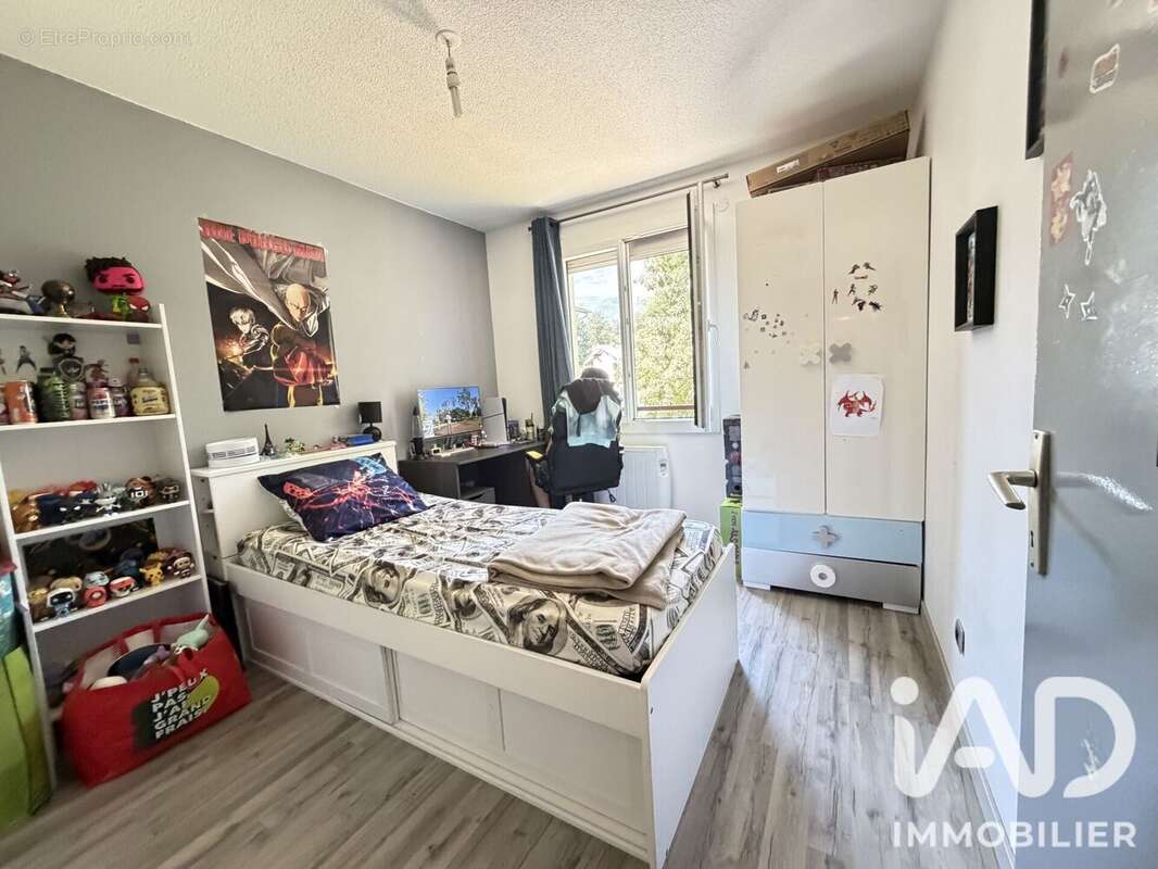 Appartement 73 m² à Claix  - photo 9