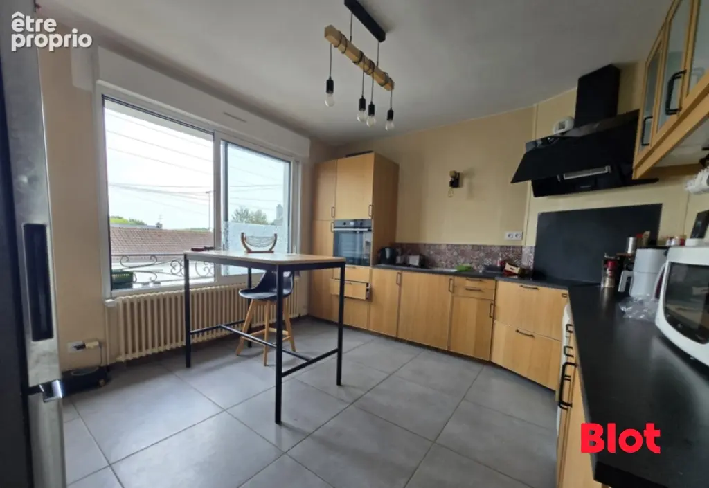 Maison 8 pièces 211 m² à vendre à Fougeres (35300) - photo 4