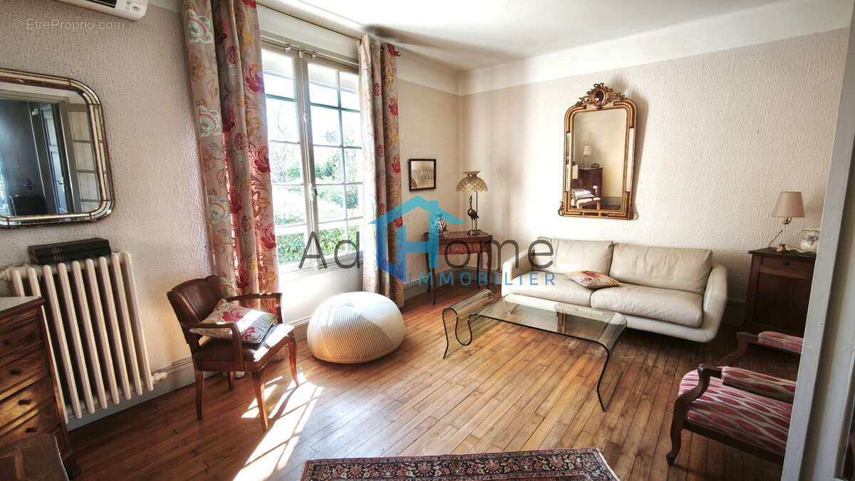 Maison à SAINT-LYS