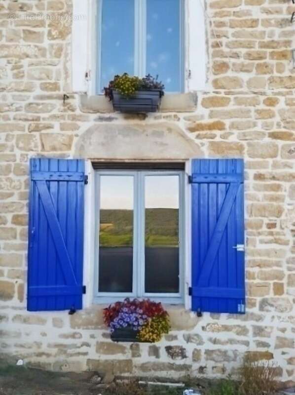 Maison à COIFFY-LE-HAUT