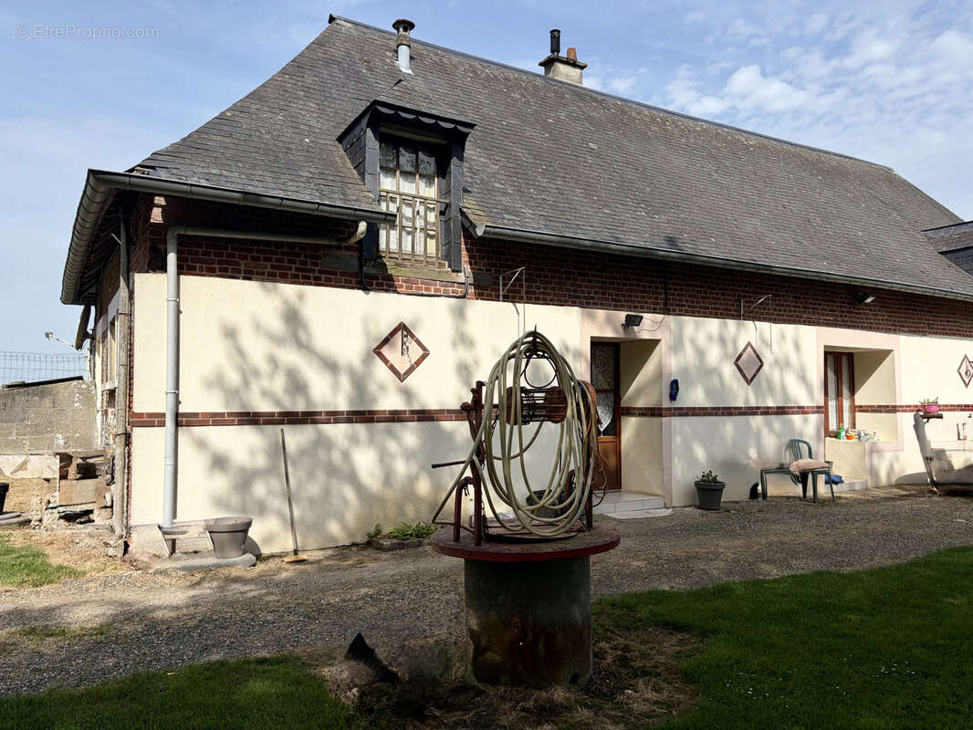 Maison à BOSC-GUERARD-SAINT-ADRIEN