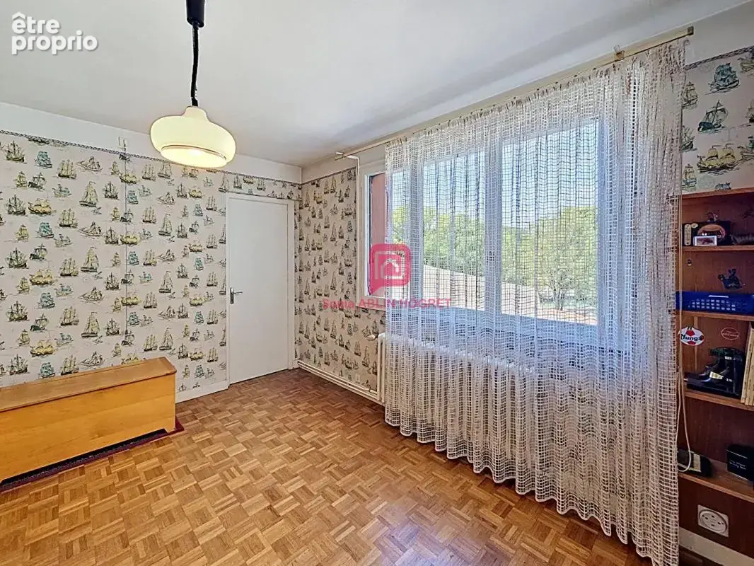 Maison  6 chambres 152m² +local attenant 90m² + atelier et  jardin - photo 5