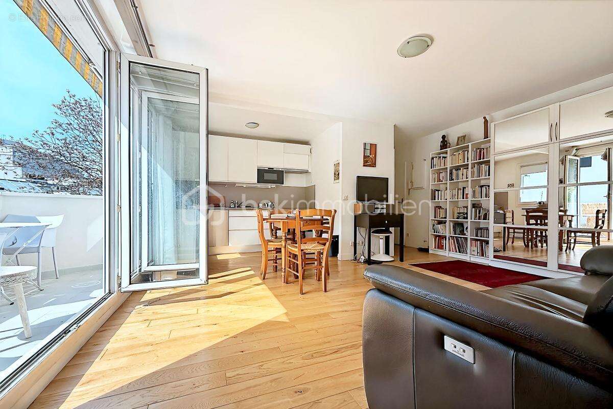 Appartement à PARIS-19E