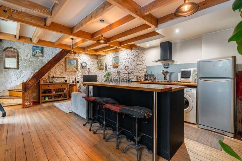 Appartement à CLICHY