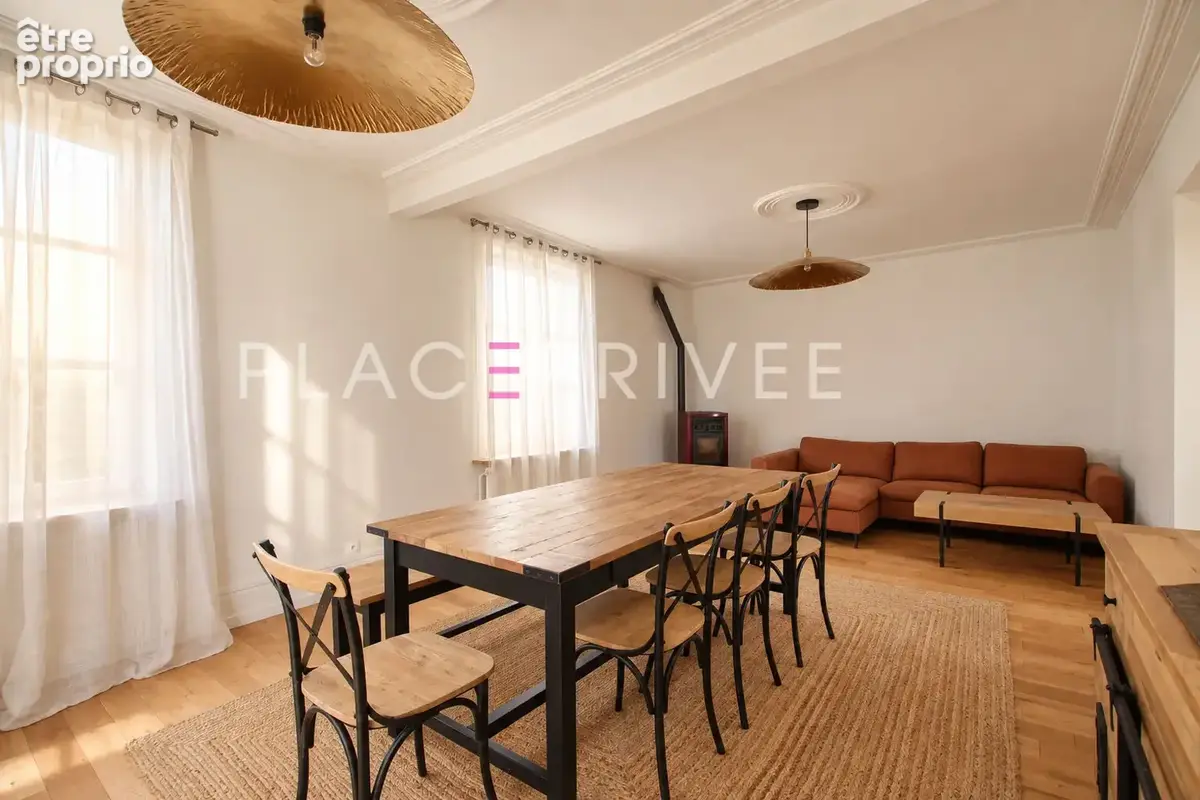 Maison avec jardin et stationnement - photo 5