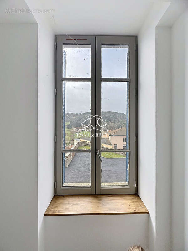 Appartement 50 m² à Thizy  - photo 4